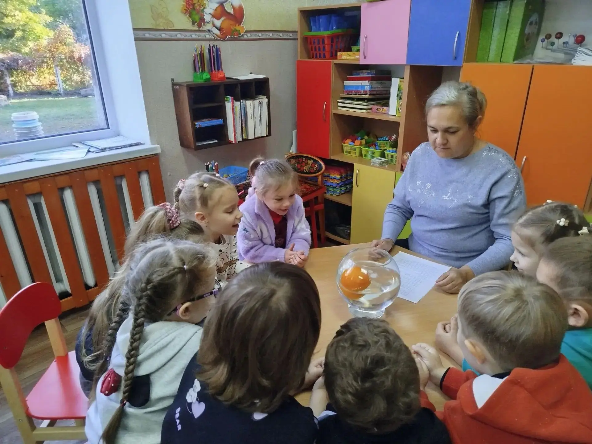 🍊 Юные исследователи из группы «Радуга» познают законы физики!