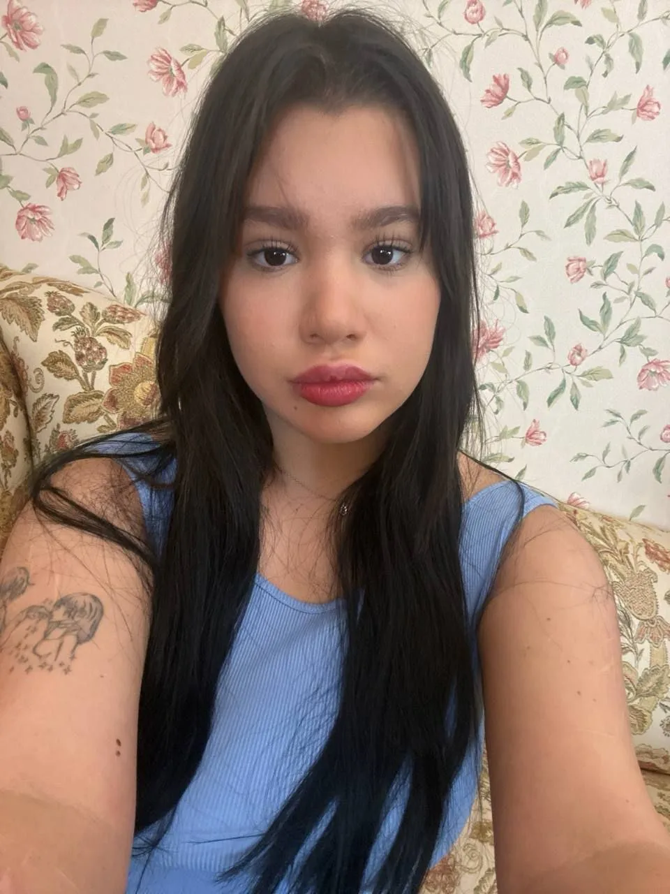 19-летняя дочь Даны Борисовой обвинила мать в домашнем насилии🤯