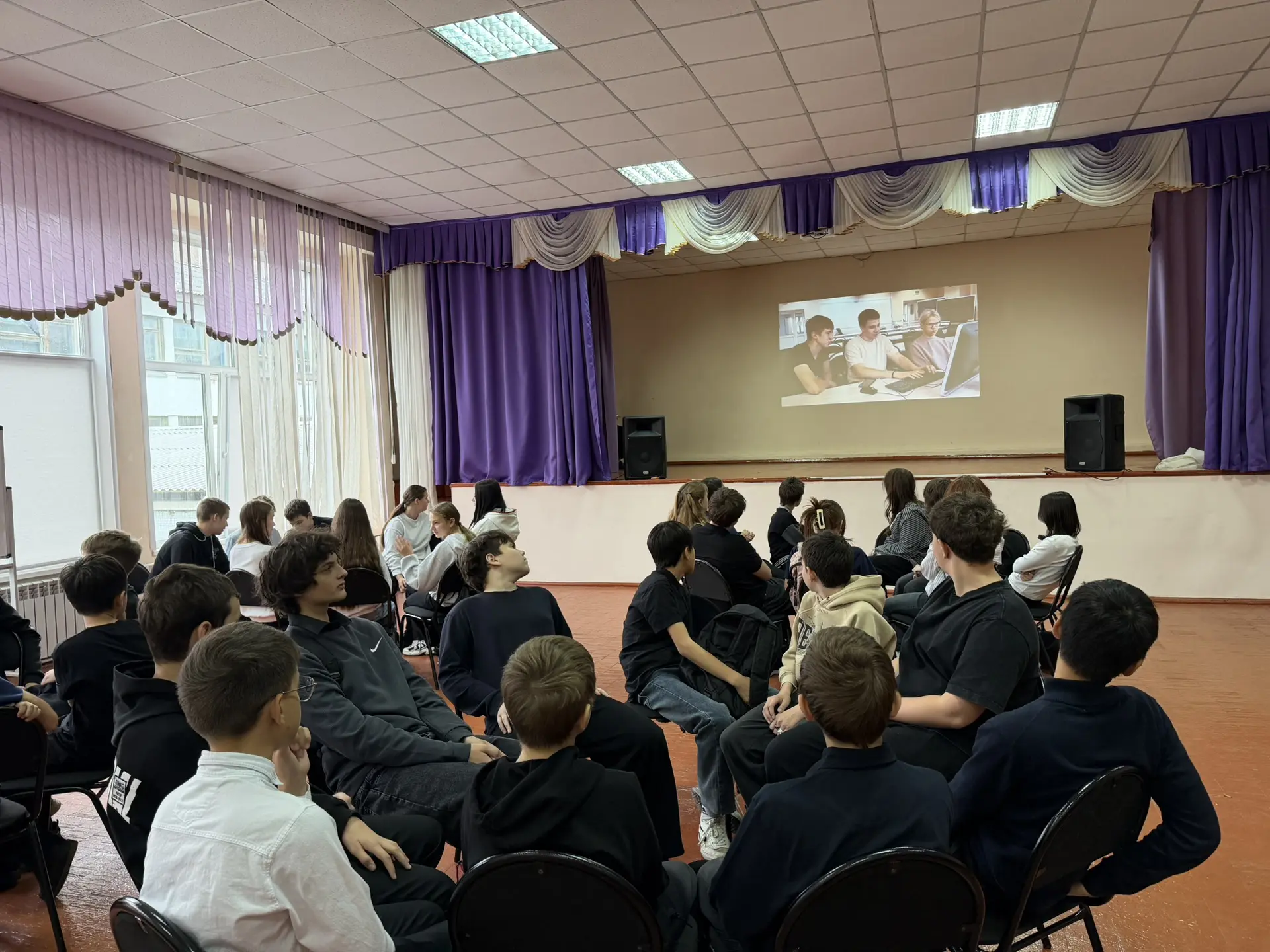 📢 Сегодня в нашей школе прошло запускающее мероприятие программы «Обучение служением. ...