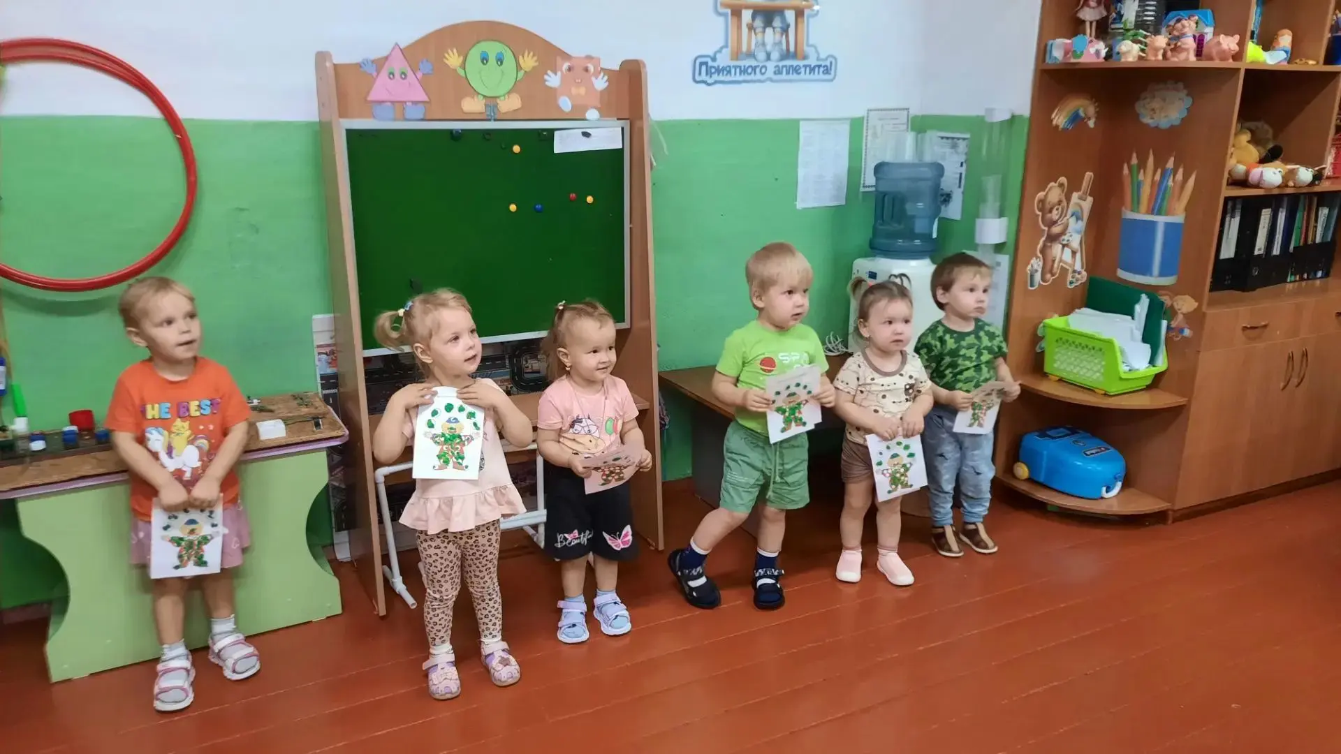 И вот снова наше любимое занятие лепка, в нетрадиционной технике – пластилиновые заплатки.