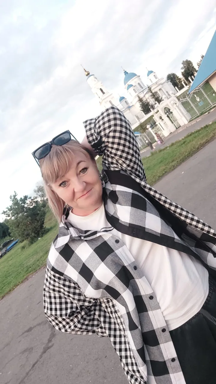 👧 Марина, 48