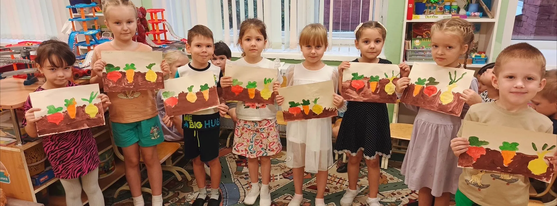 🍓 В рамках тематической недели «Что растет в огороде» в старшей группе №4 «Земляничка»...