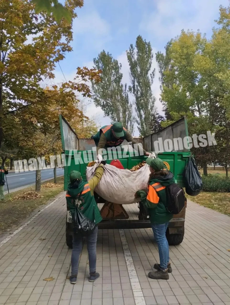 🌳 Работники предприятия «Зелёное строительство» не прекращают трудиться над поддержани...