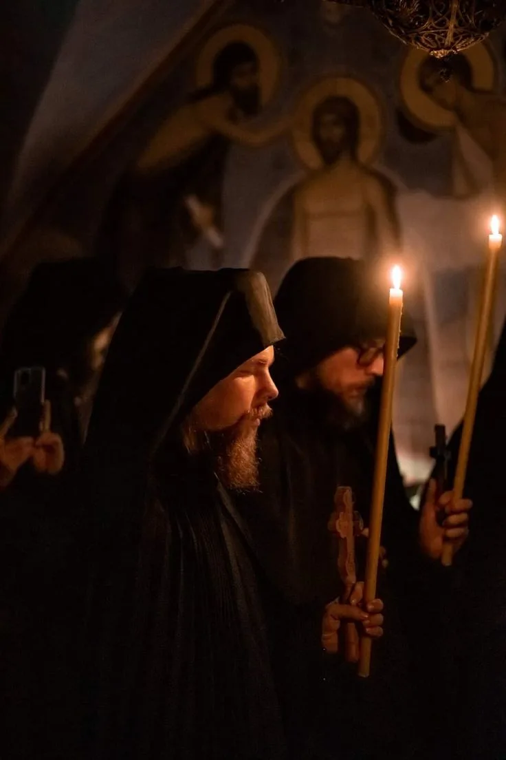 На молитву должно вставать от сна поспешно, как на пожар.