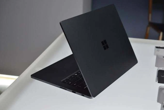 👨‍💻 Кажется, Microsoft всерьез намерена побороть MacBook