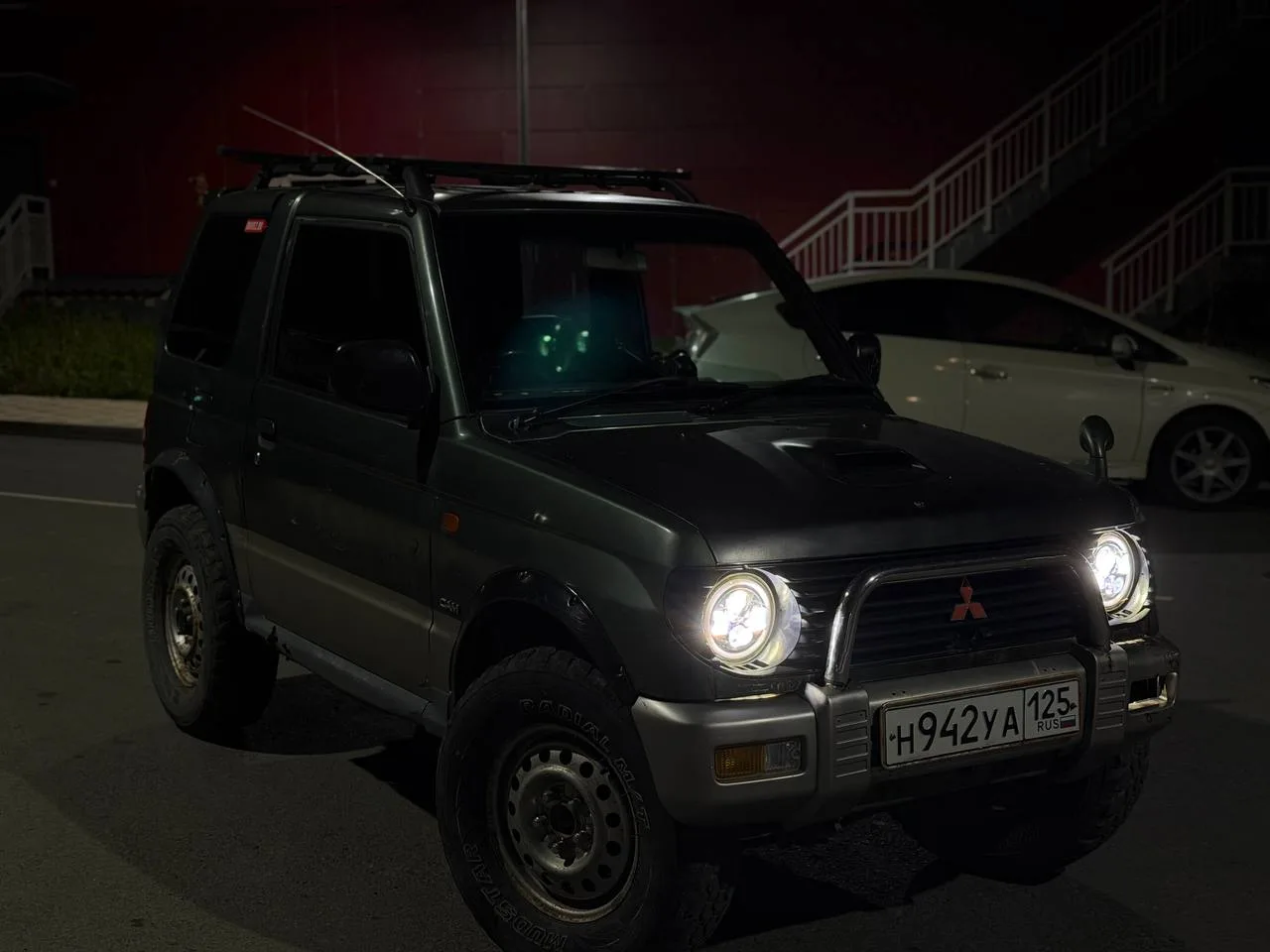 Mitsubishi Pajero Mini 1996