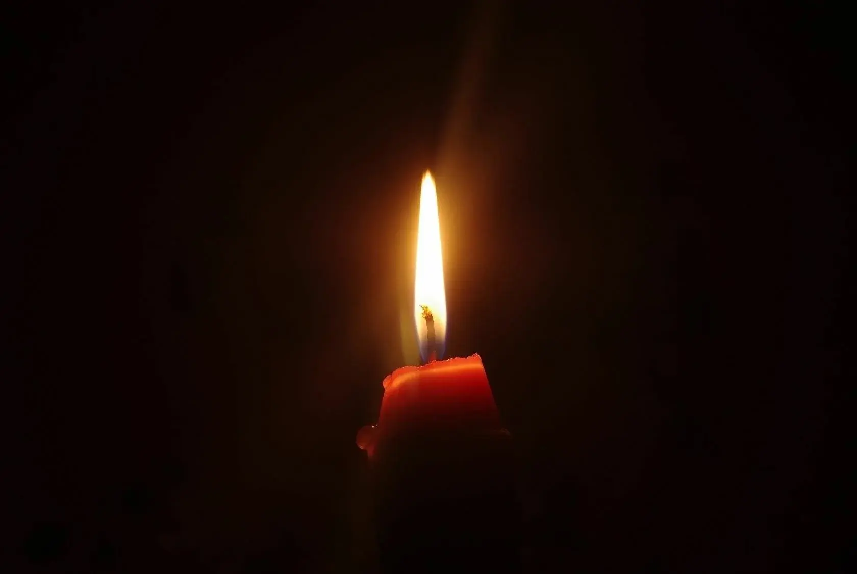 🕯 В результате атаки БПЛА в Балаково погибла девушка. Её семье окажут необходимую помощь