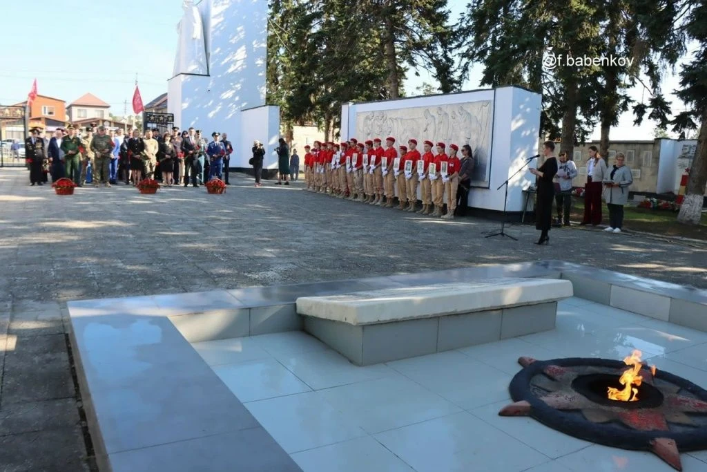 В ТЕМРЮКЕ ПРОШЛА ТОРЖЕСТВЕННАЯ ЦЕРЕМОНИЯ, ПОСВЯЩЁННАЯ 83-й ГОДОВЩИНЕ ОСВОБОЖДЕНИЯ ТАМАН...