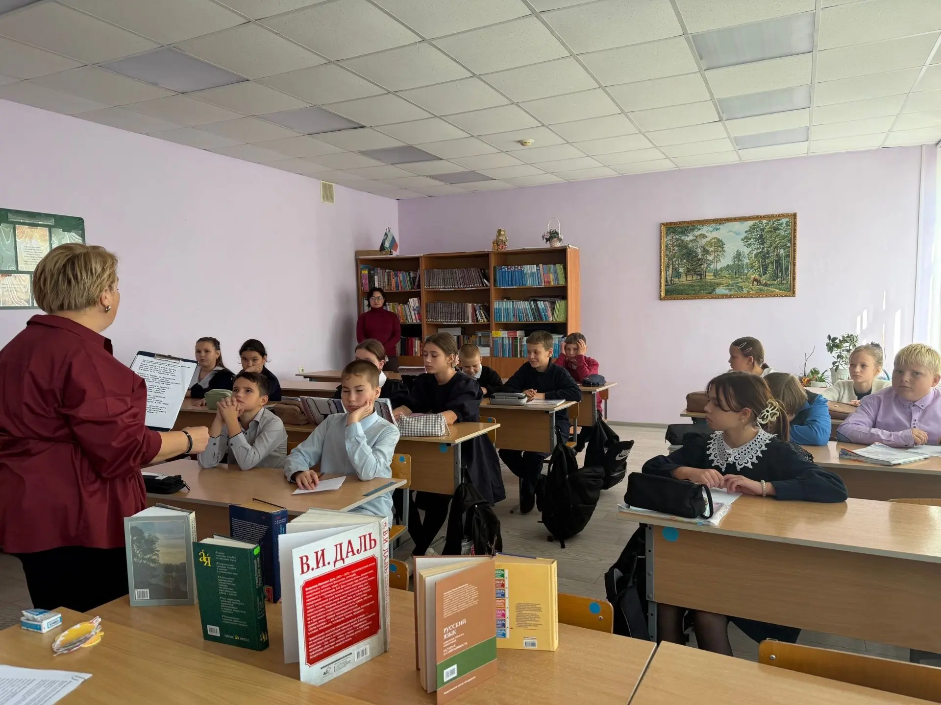 Сегодня в стенах ОГБОУ «Беленихинская» СОШ прошел Познавательный час, посвященный нашем...