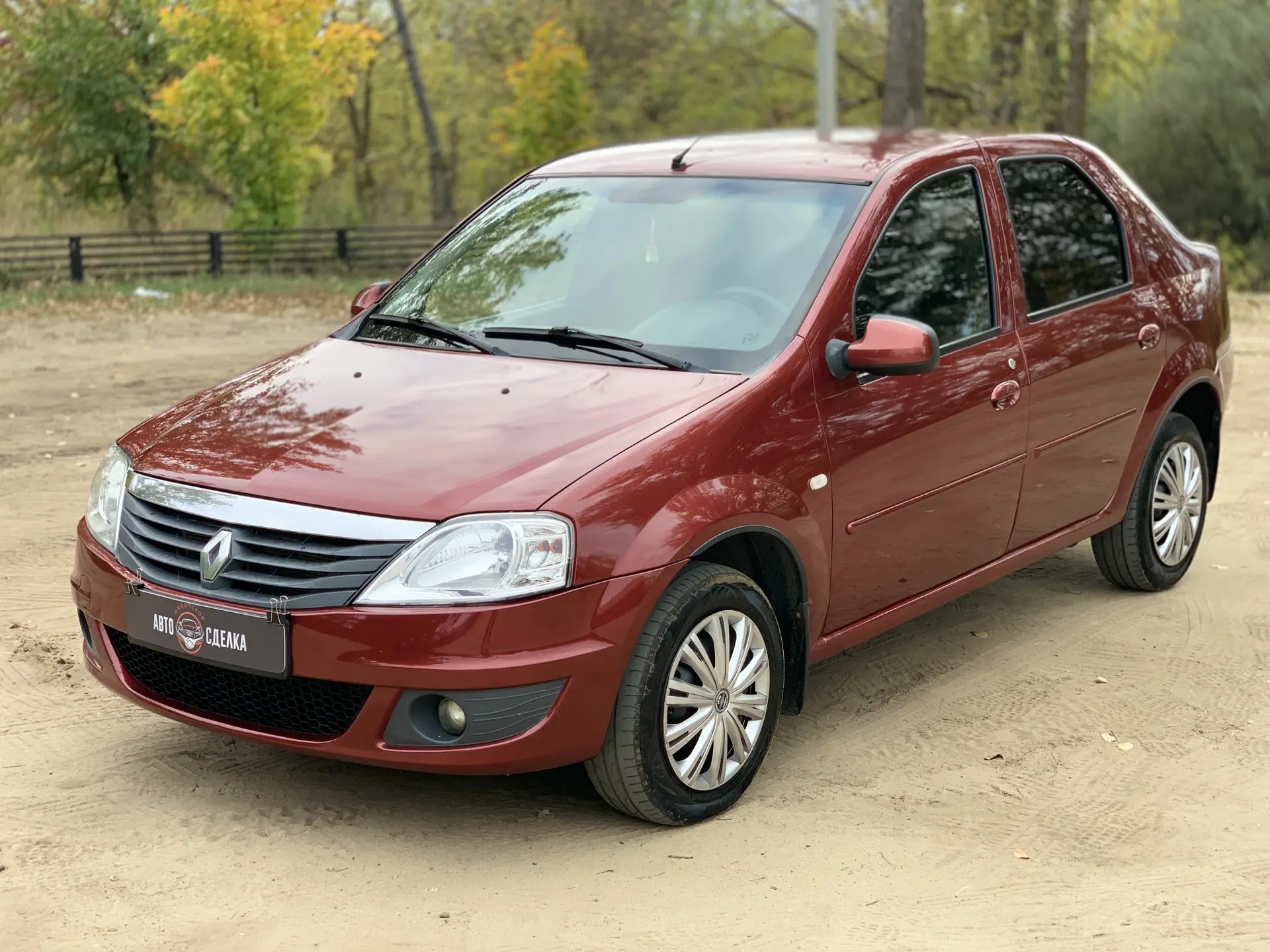 🏎 Renault Logan l Рестайлинг 1.6 МТ, 2010