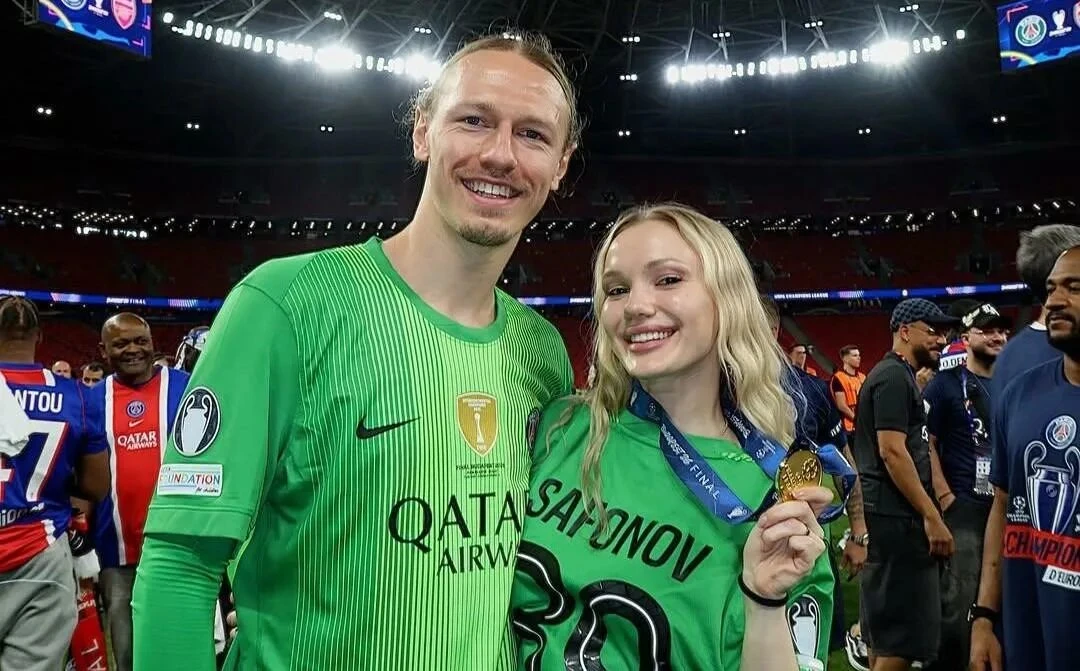 Марина Кондратюк — о Сафонове: он у меня скромный. Жена-выскочка — это всегда прикольно
