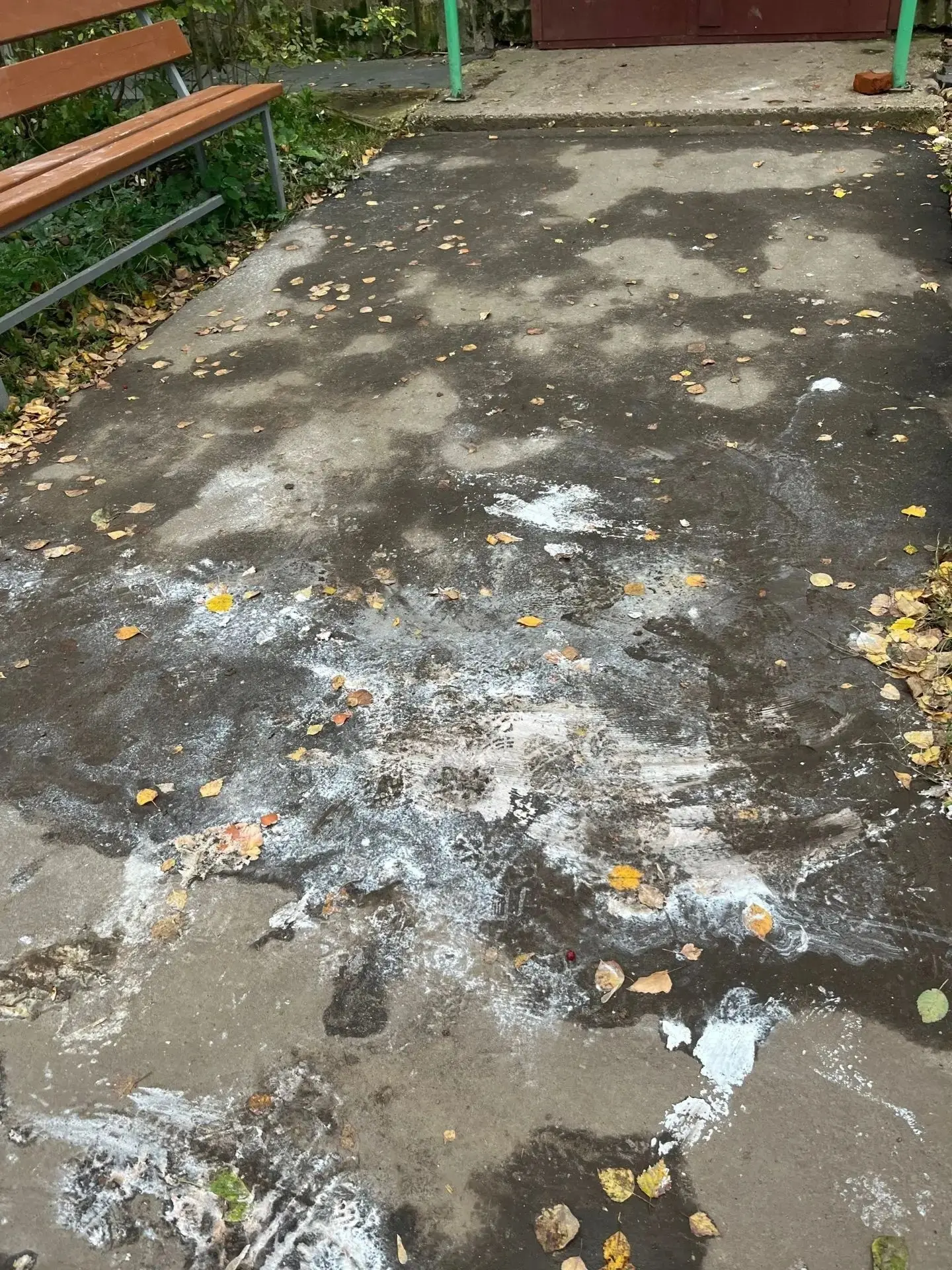 Анонимно пожалуйста. Здравствуйте, хочу сказать то что в с.Китово, 101 доме,5 подъезде,...