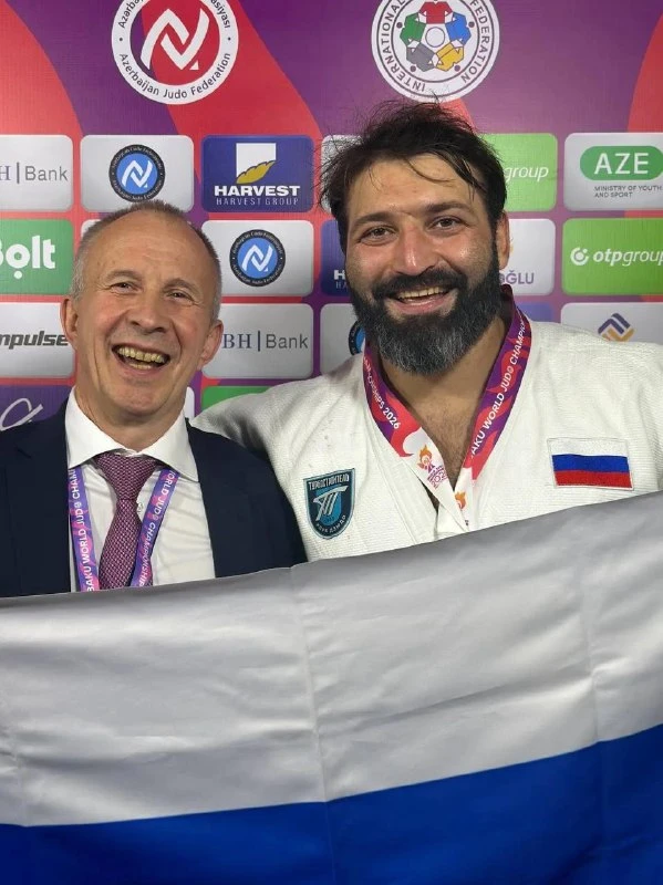 🥇 Тасоев - трехкратный чемпион мира!