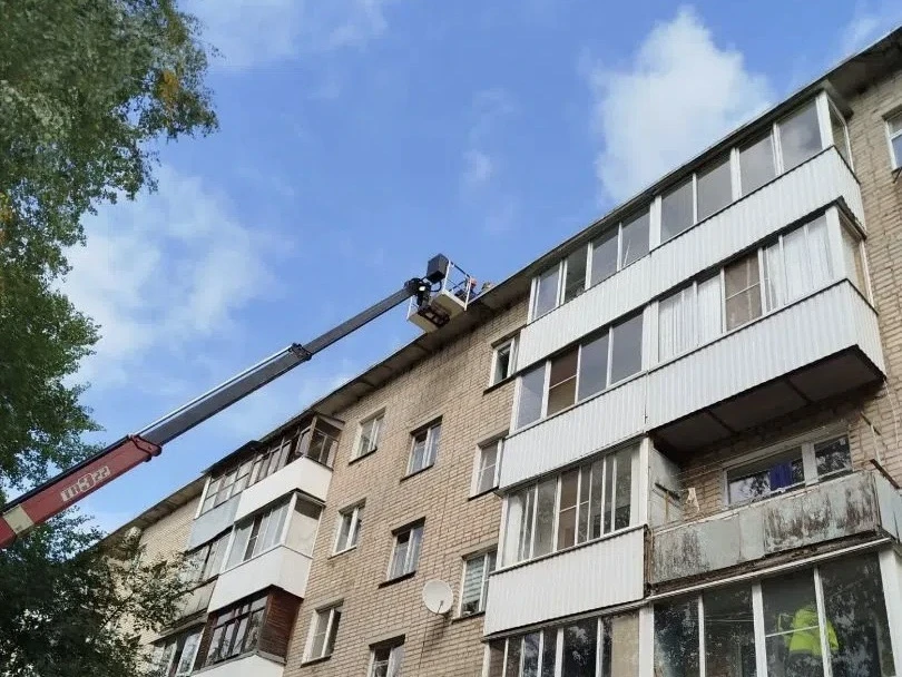 🏠 В 220 многоквартирных домах выполнили ремонт кровли