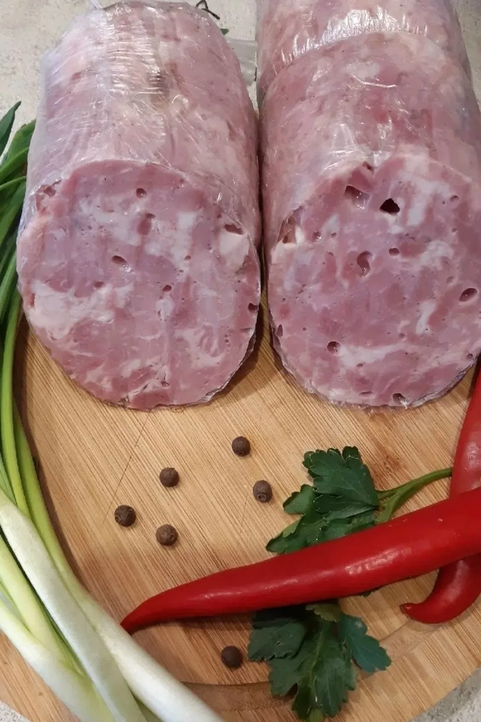 Друзья, принимаю заказы на домашнюю, сочную ветчину, тушёнку, купаты шашлычные! 😋👍🔥