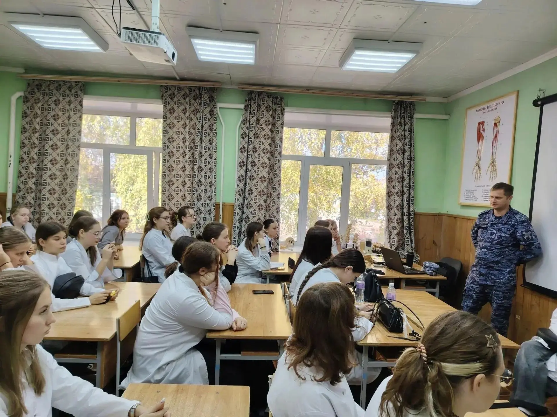🛡 В Касимовском филиале колледжа для обучающихся первого курса прошёл открытый урок по...