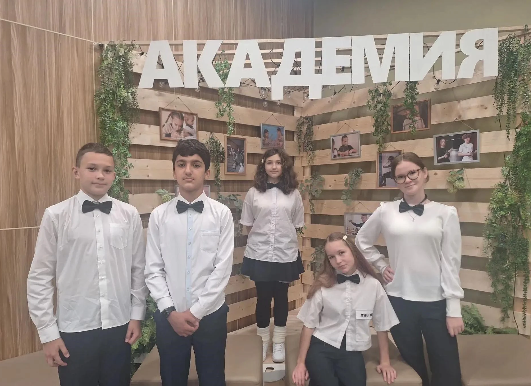 Сегодня наши семиклассники с головой окунулись в культуру народов России!🇷🇺          ...