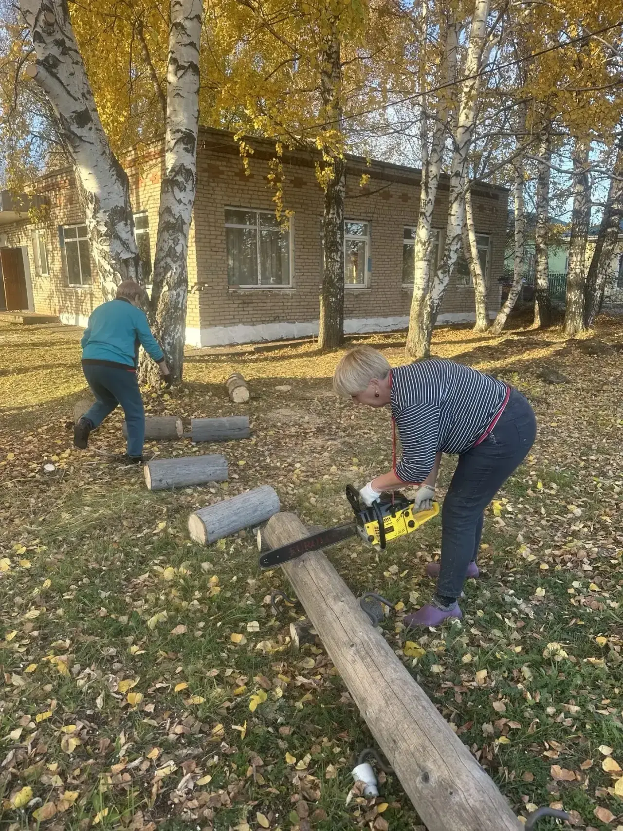 🍂🧹В Тукаевском районе продолжается комплексная подготовка к зимнему сезону.
