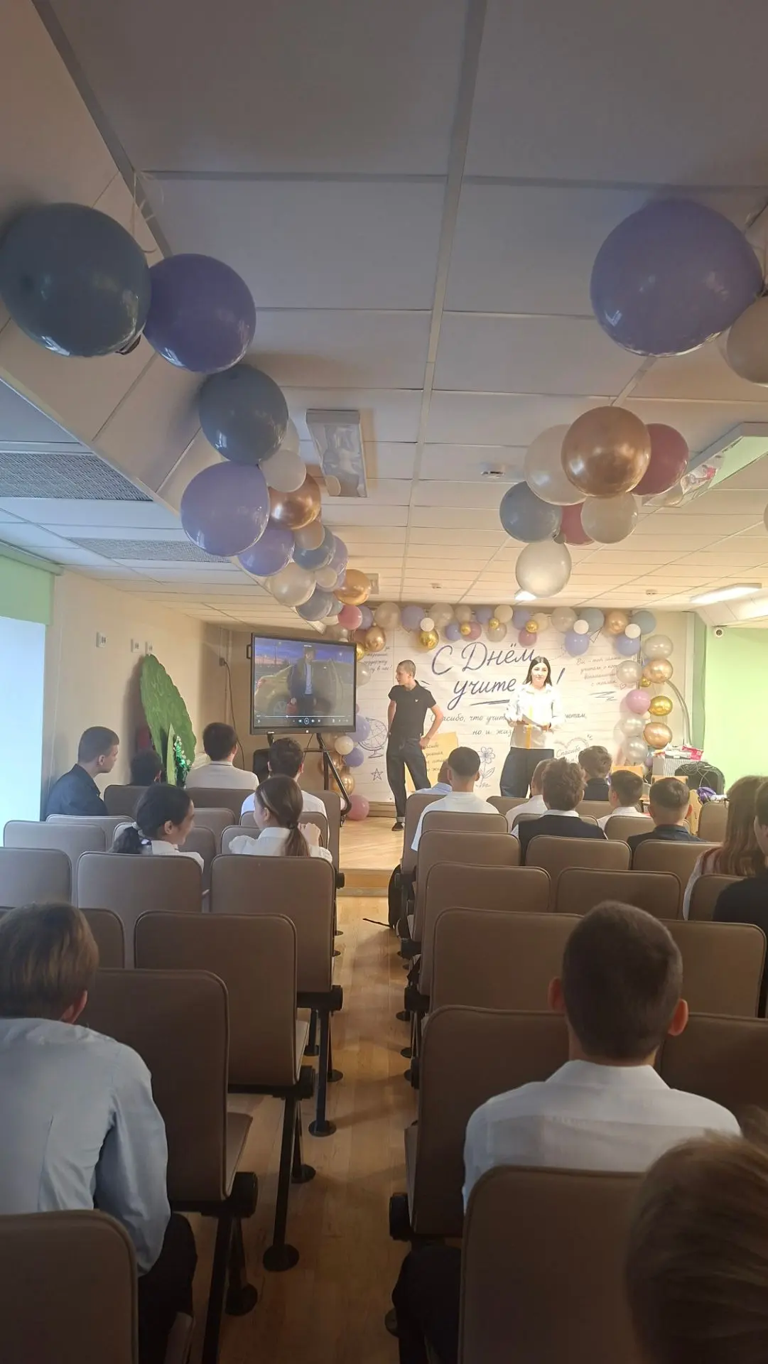Сегодня, 12 октября, на традиционном занятии «Разговоры о важном» мы говорили о безопас...