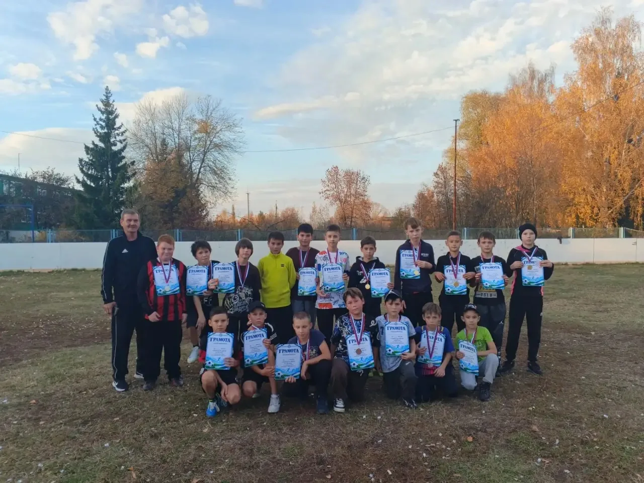 ⚽️ Яркая игра в честь Дня Республики!