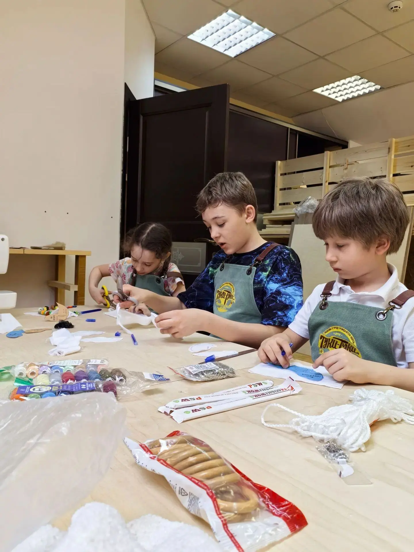 🧵 А Вы знали, что в ТУКИ-ТУКИ можно не только мастерить из дерева?