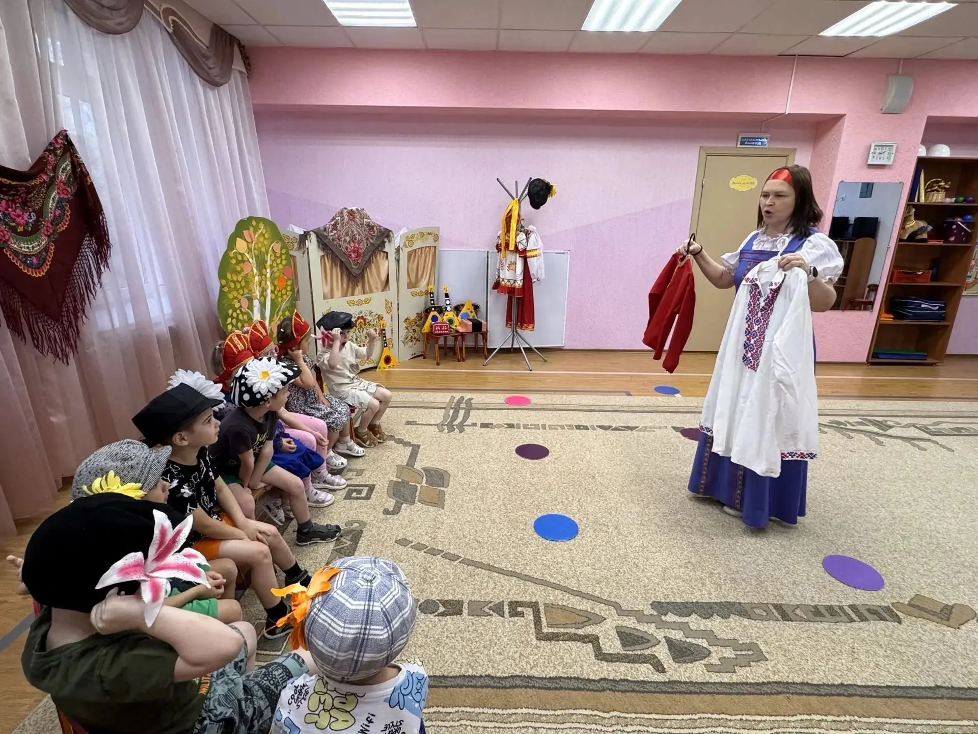 В группе "Звукознайка" прошла незабываемая неделя народной музыки!🪗 Каждый день был на...
