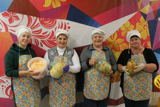 8 октября Хмелинецкая сельская библиотека приняла участие в мастер-классе "Капустные ве...
