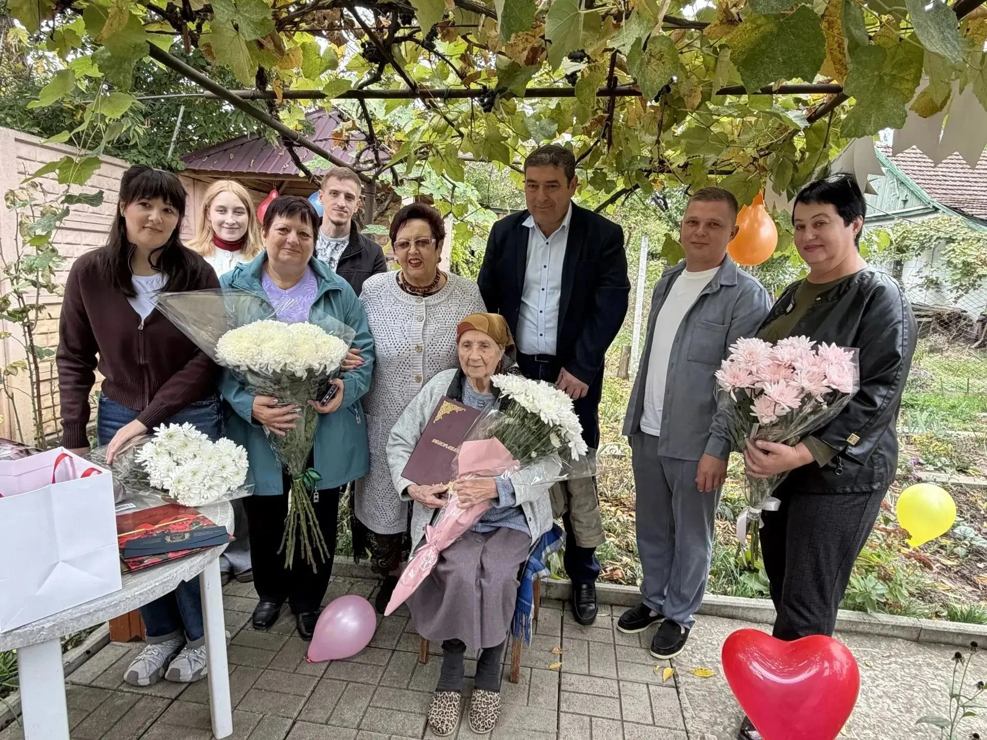🌟 Вековой юбилей: 100 лет жизненного пути, мудрости и стойкости!