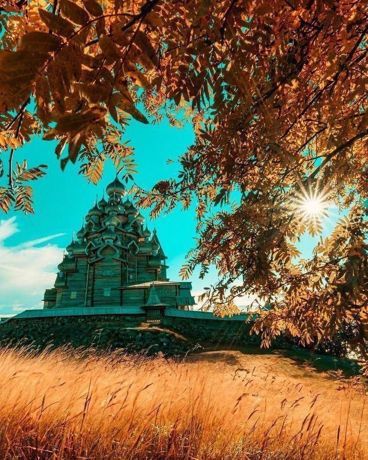 Дорогие друзья! Поздравляем вас с церковным новолетием!🍁🍃🍂