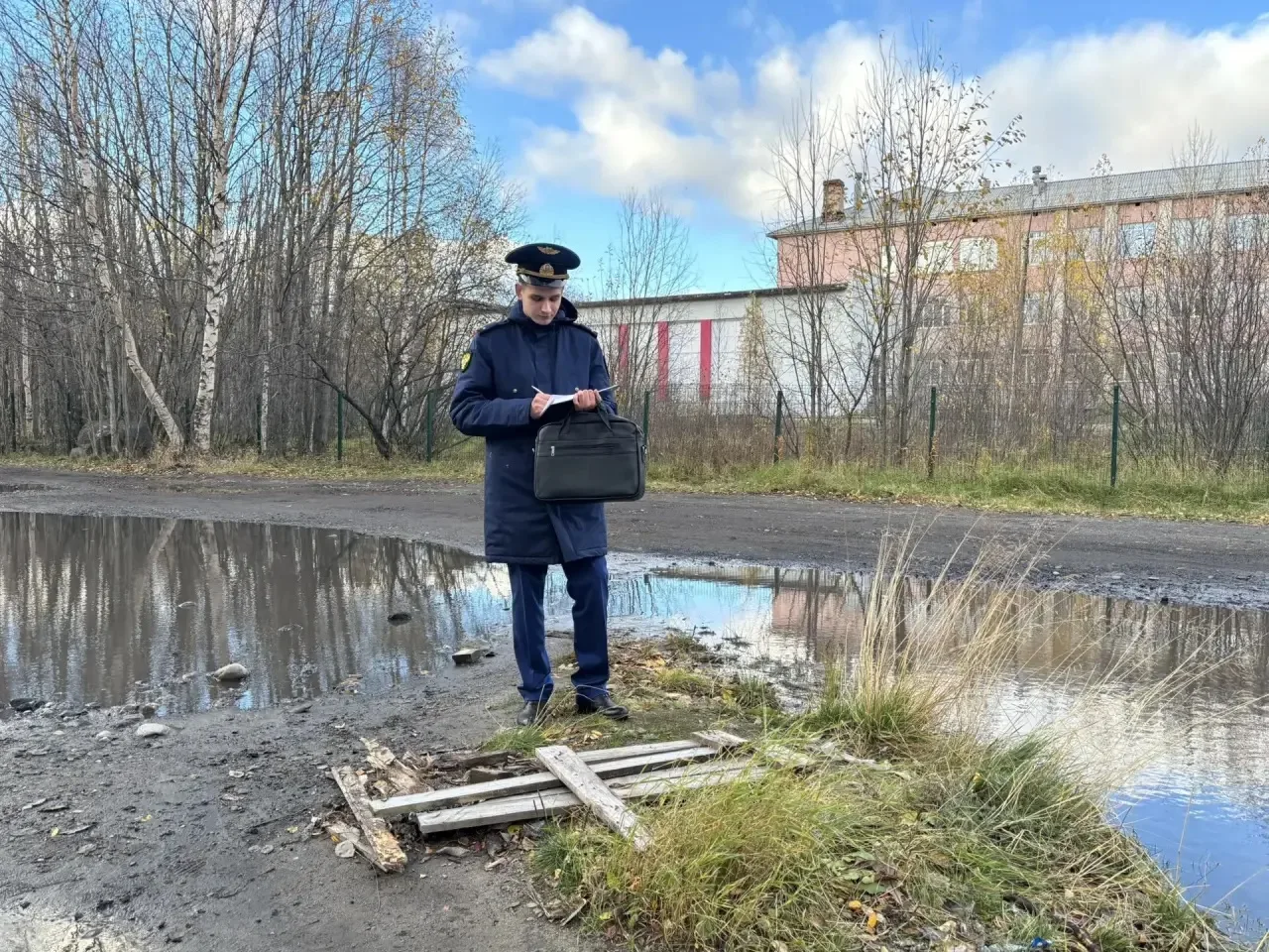 ⚡️В Мончегорске прокуратура отреагировала на нарушения законодательства о благоустройст...