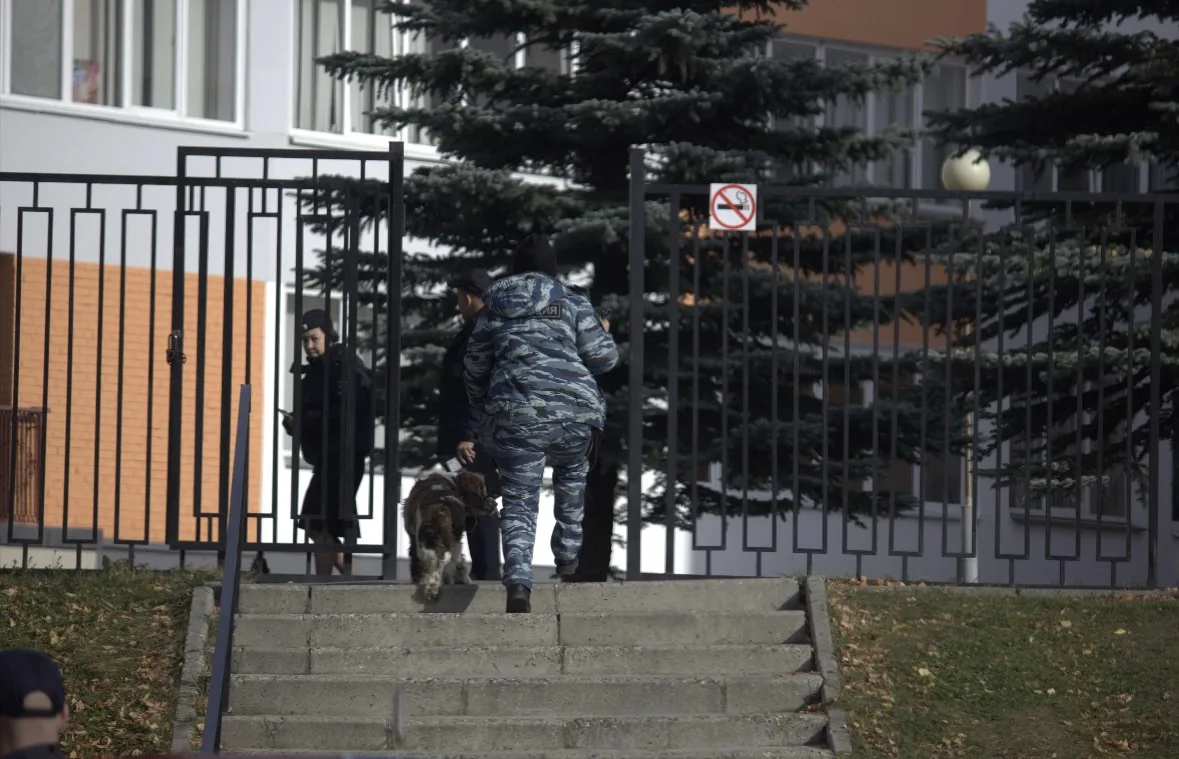 В Озерске проверили тревожные сообщения из школ