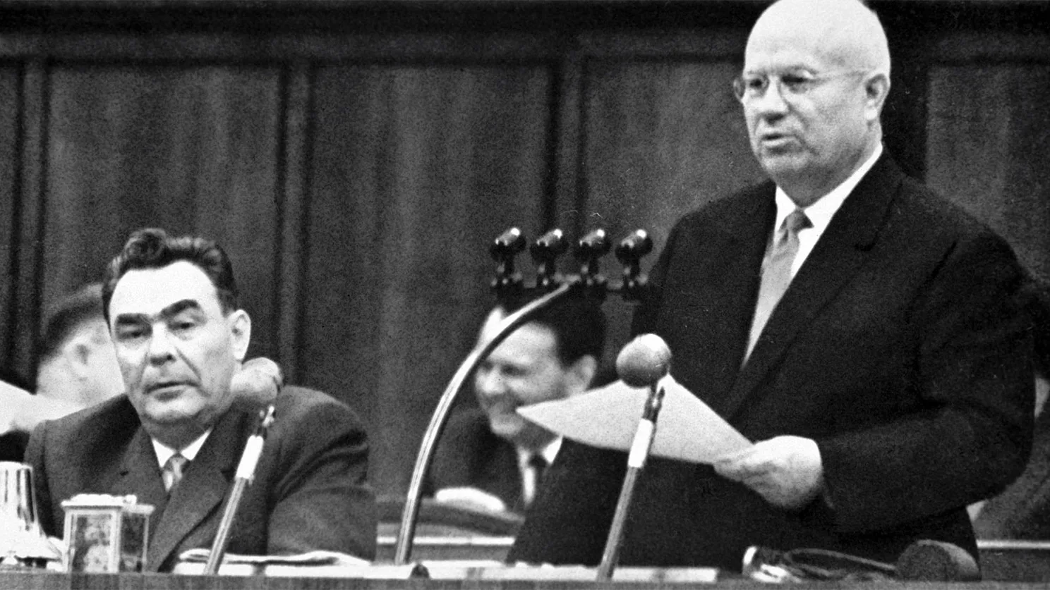 13 октября 1964 года в 15:30 в Кремле началось историческое заседание Президиума ЦК КПС...