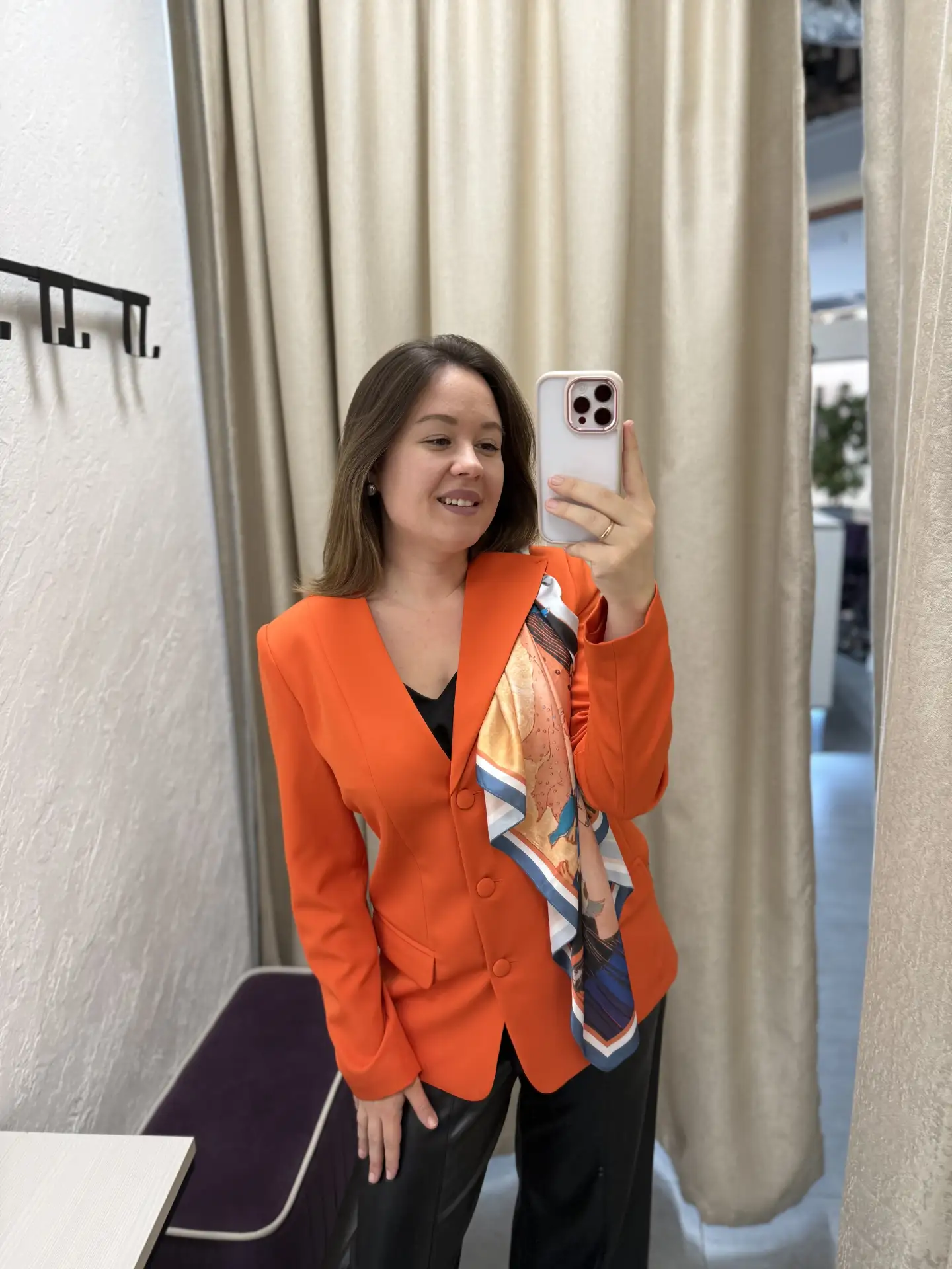 Добрый вечер! Сегодня захотелось добавить в осень немного яркости 🍊