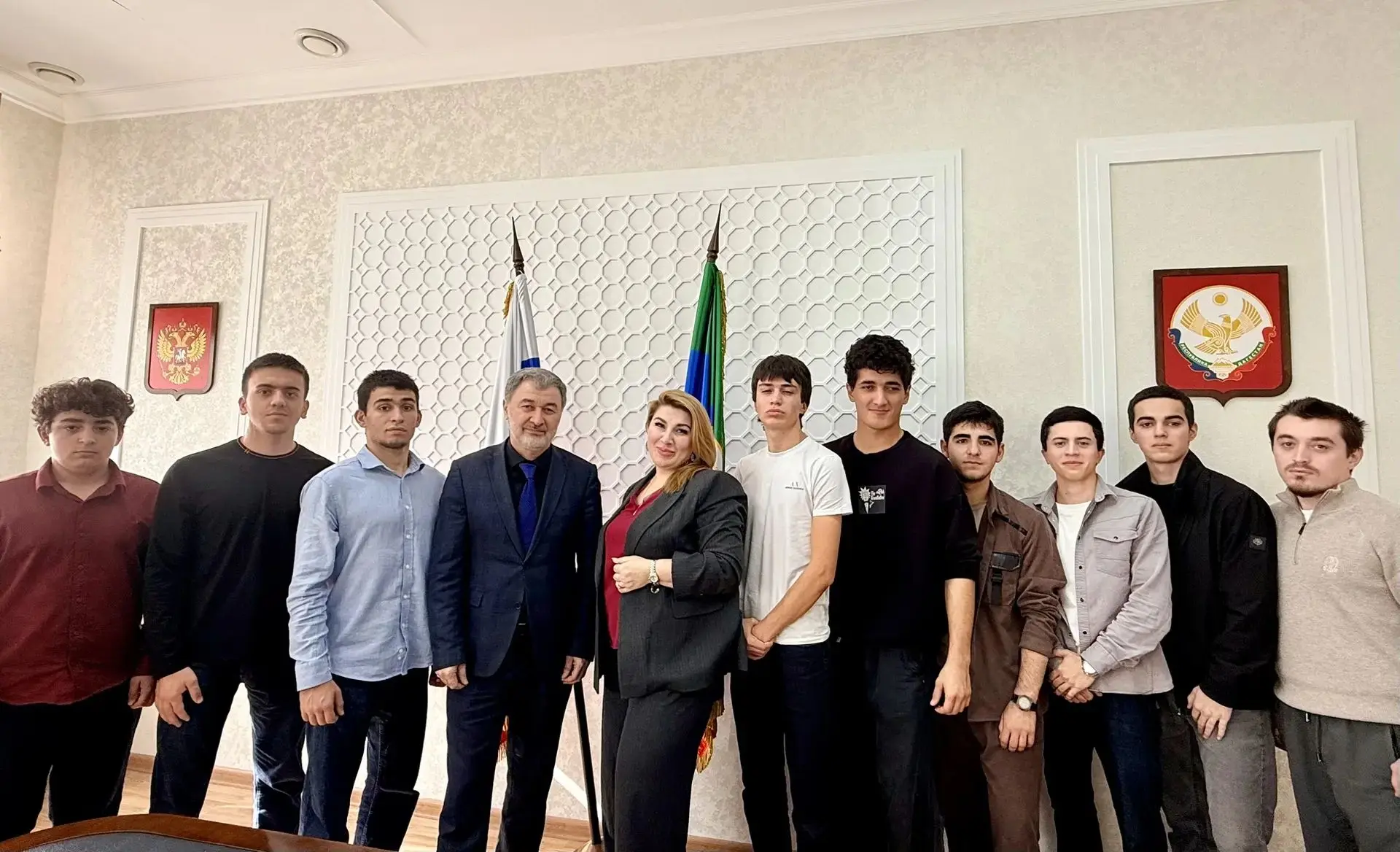 Команда Энергетического колледжа Каспийска начала участие в проекте «Академия Лидерства...