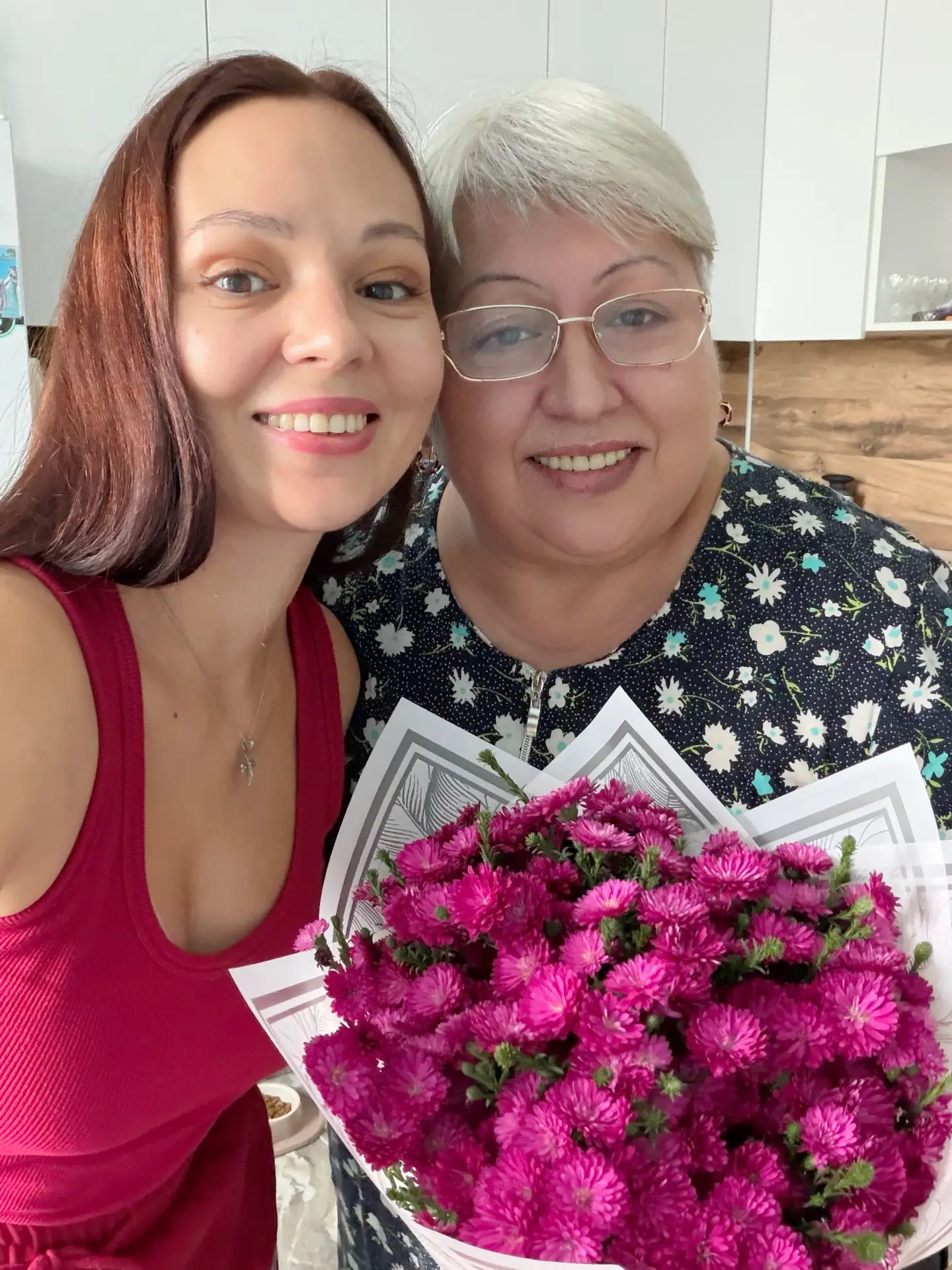 Сегодня, 15 октября 🍁, День Рождения у моей мамули 🌹🌹🌹