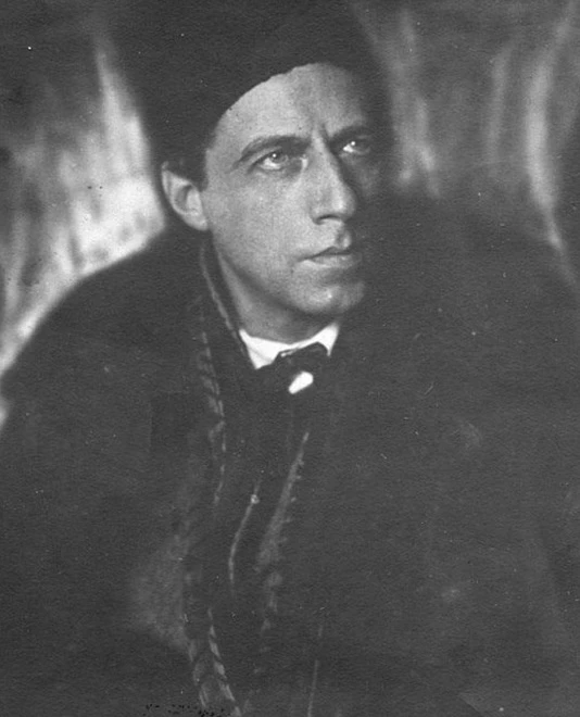 «Художник в театре — всегда бунтарь. Если тебя все понимают — ты ремесленник. Готовься ...