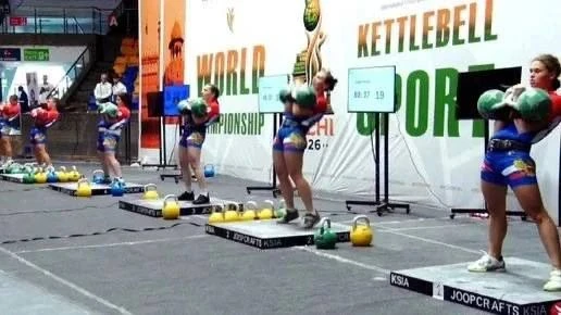 Брянская спортсменка Виктория Альянова завевала серебро на ЧМ по гиревому спорту