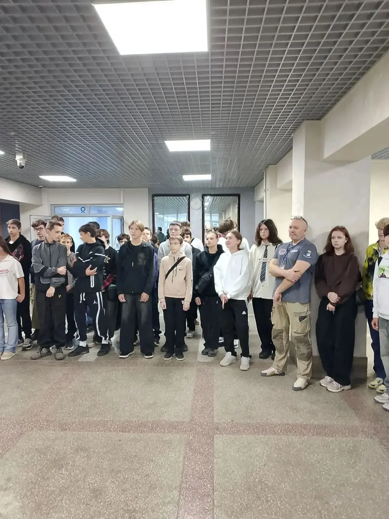 🏗 10 октября обучающиеся 9 классов нашей школы побывали на торжественной линейке, посв...