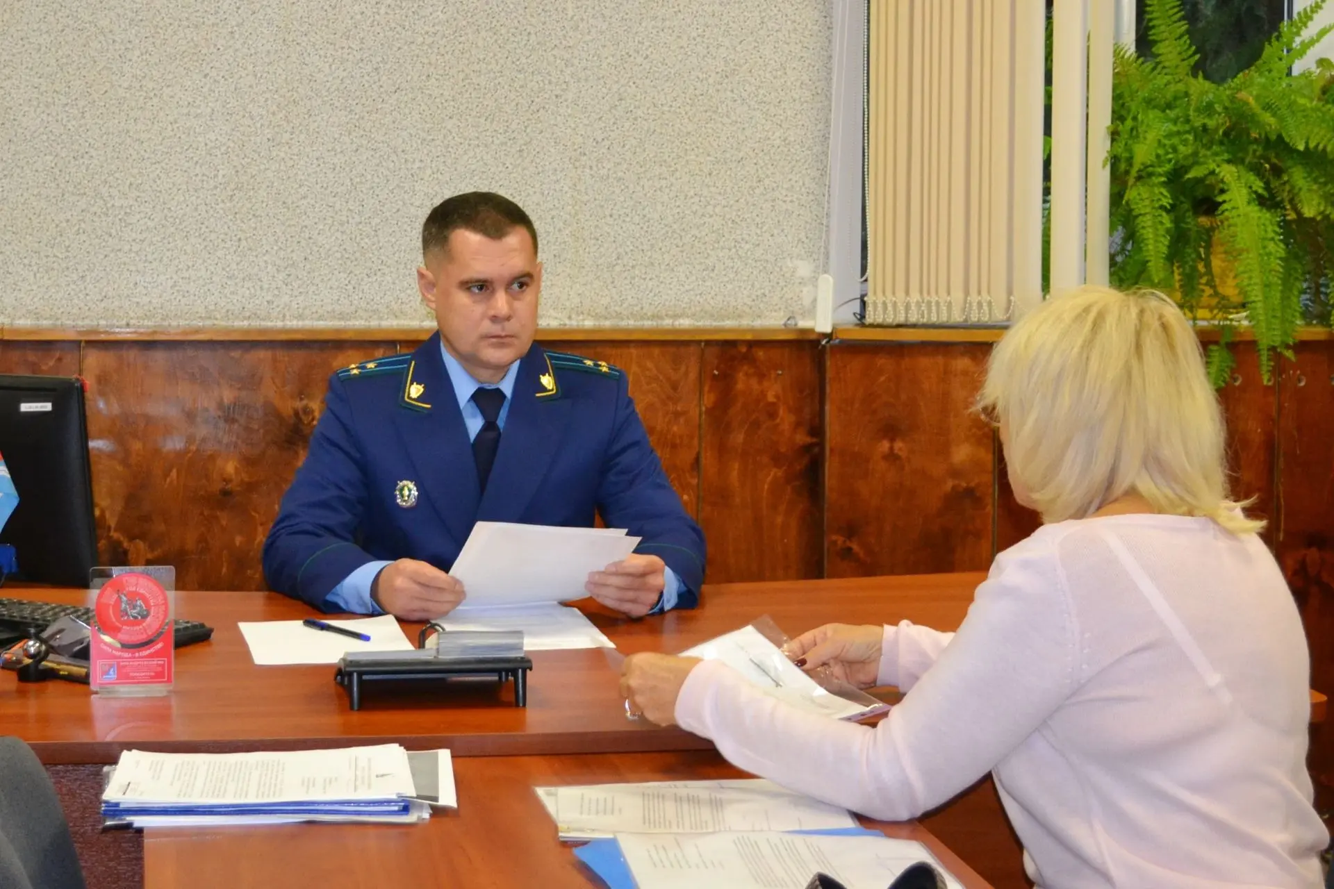 Заместитель прокурора города Севастополя Анатолий Абраменко провел выездной прием жител...