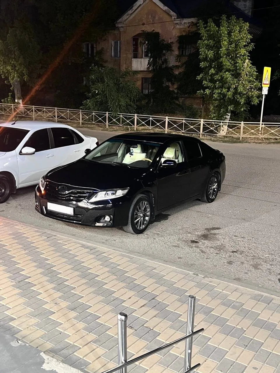 Продаётся Камри в кузове 40 мотор 3,5л. 2007  года. Все вопросы по телефону 89965112390