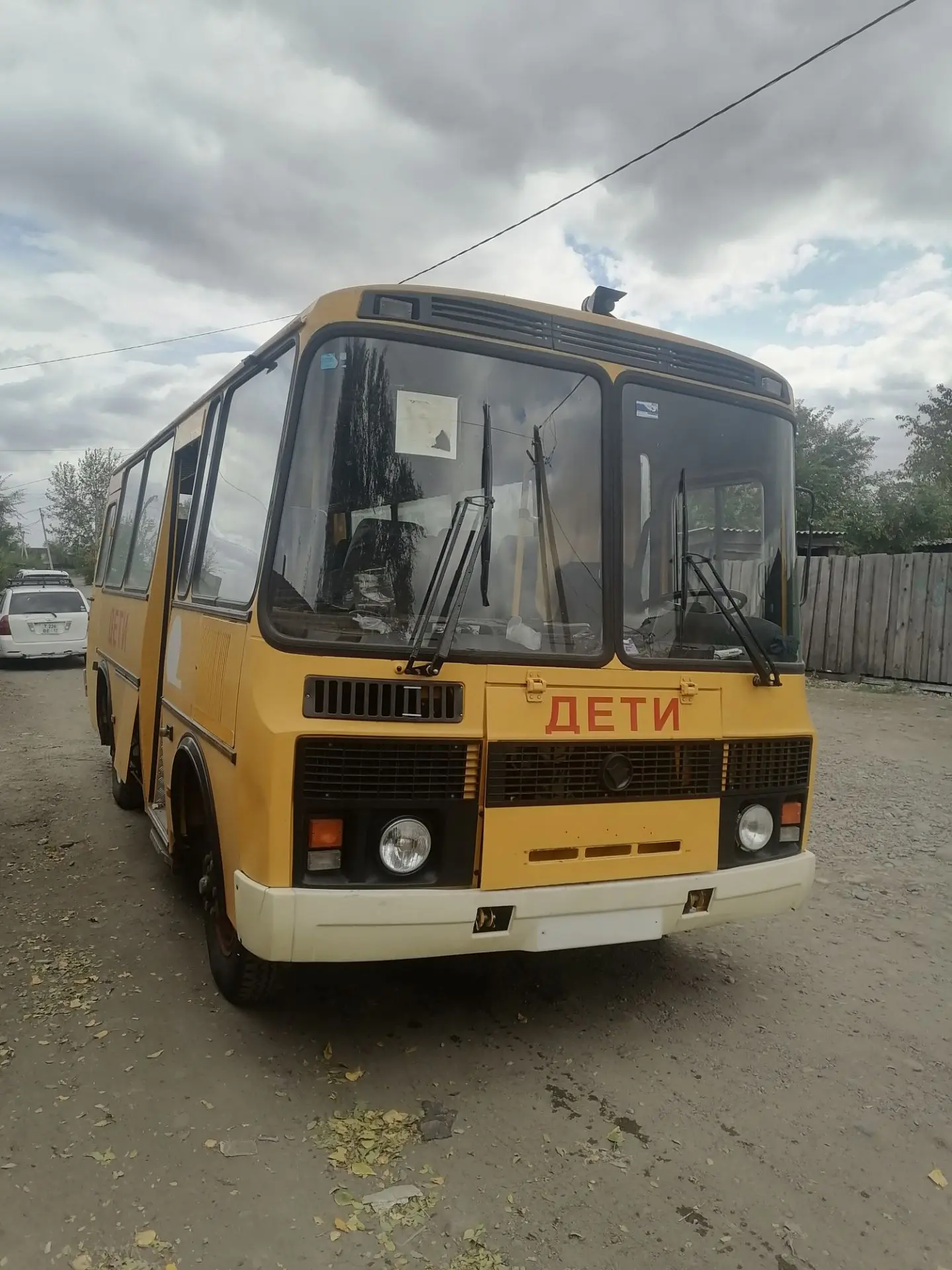 Продам паз 3205 2006 года цена 200тр срочно все вопросы по телефону 89835940978