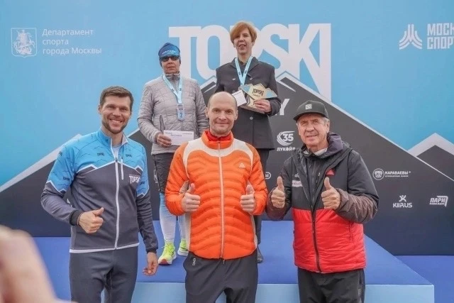 В Москве прошёл финальный, пятый этап серии стартов «TOPSKI FAMILY». Соревнования состо...