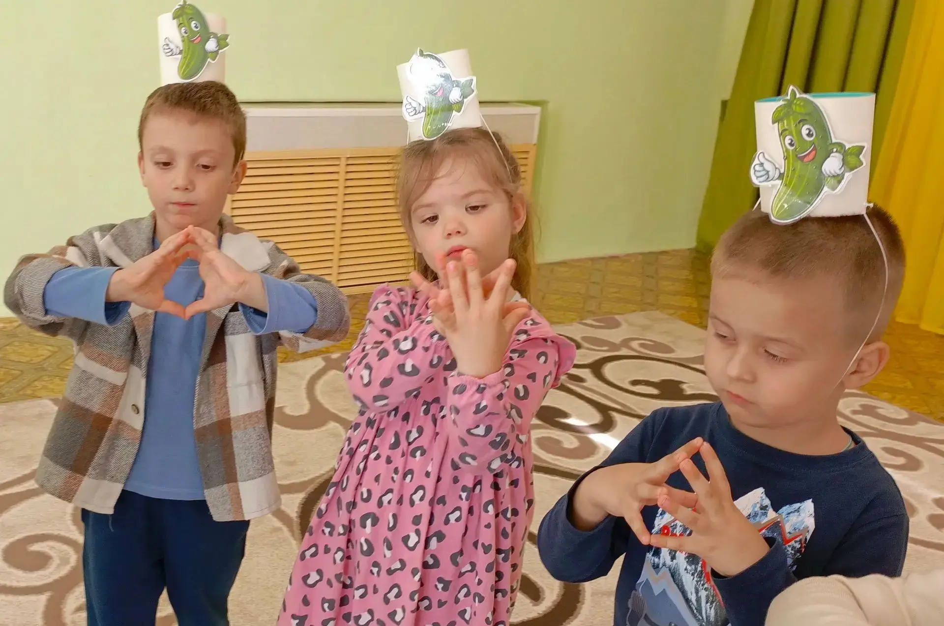 🍂В старшей группе «Почемучки» прошло логоритмическое занятие «Осенняя ярмарка». И это ...