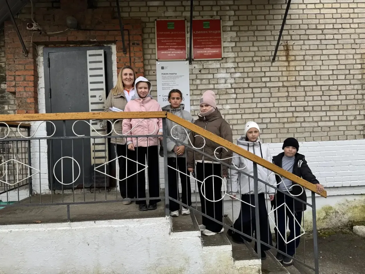 🍂 Осенняя ярмарка: тепло сердец и реальная помощь