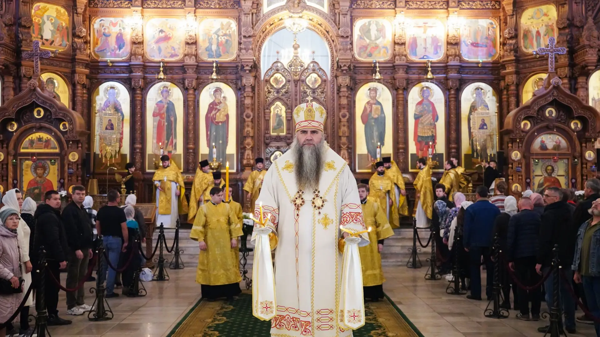 «Сегодня у нас великая страна. Но мы должны знать, что если наш народ откажется от веры...