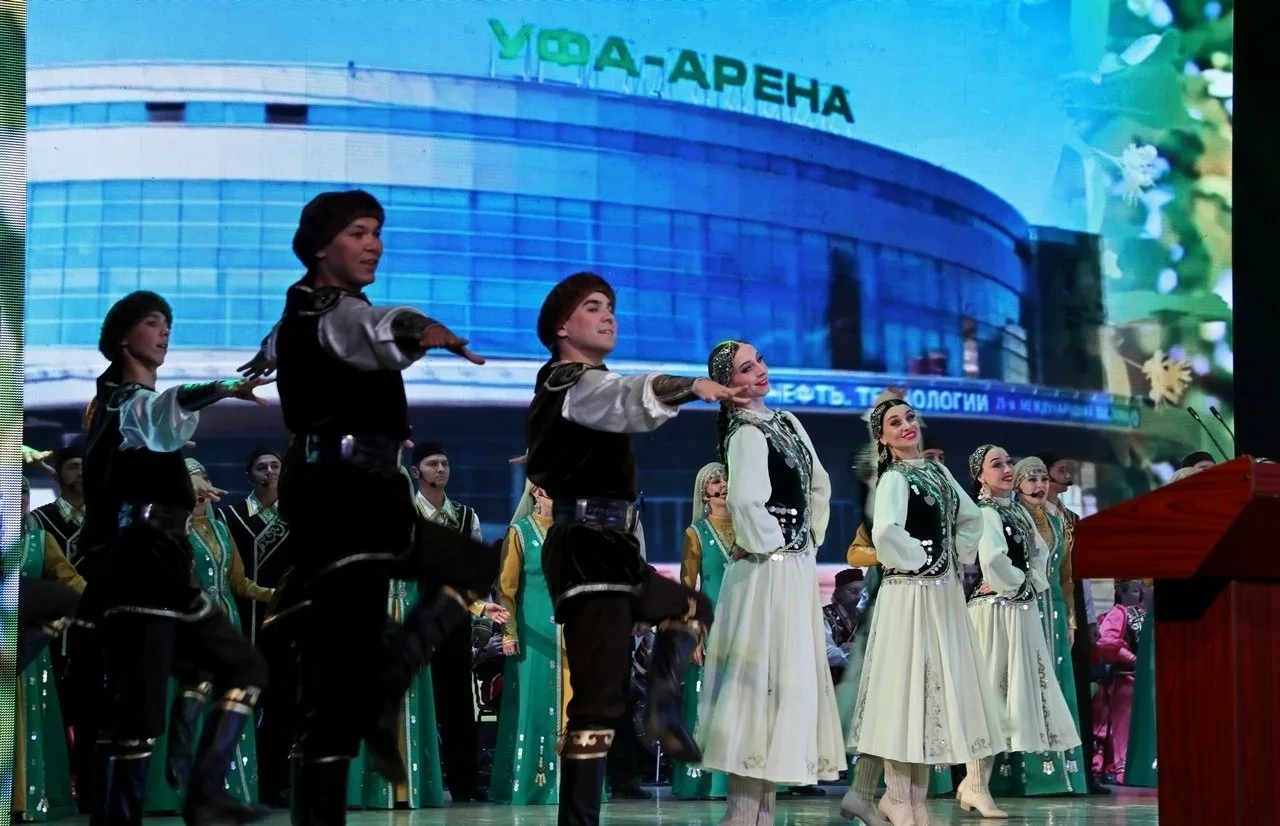 🇷🇺 В Уфе прошло торжественное собрание ко Дню республики