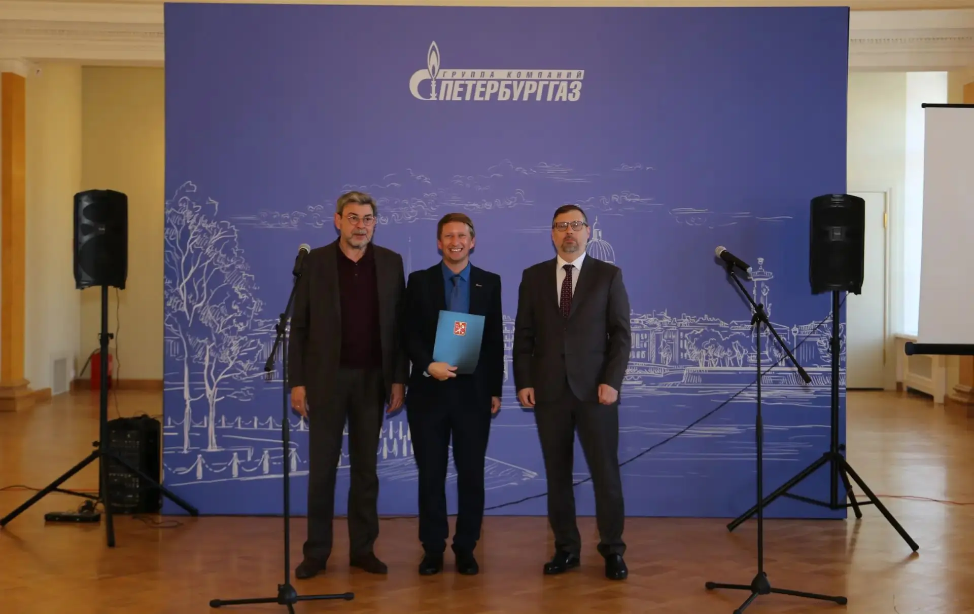Группа компаний «ПетербургГаз» отмечает День работников нефтяной и газовой промышленности
