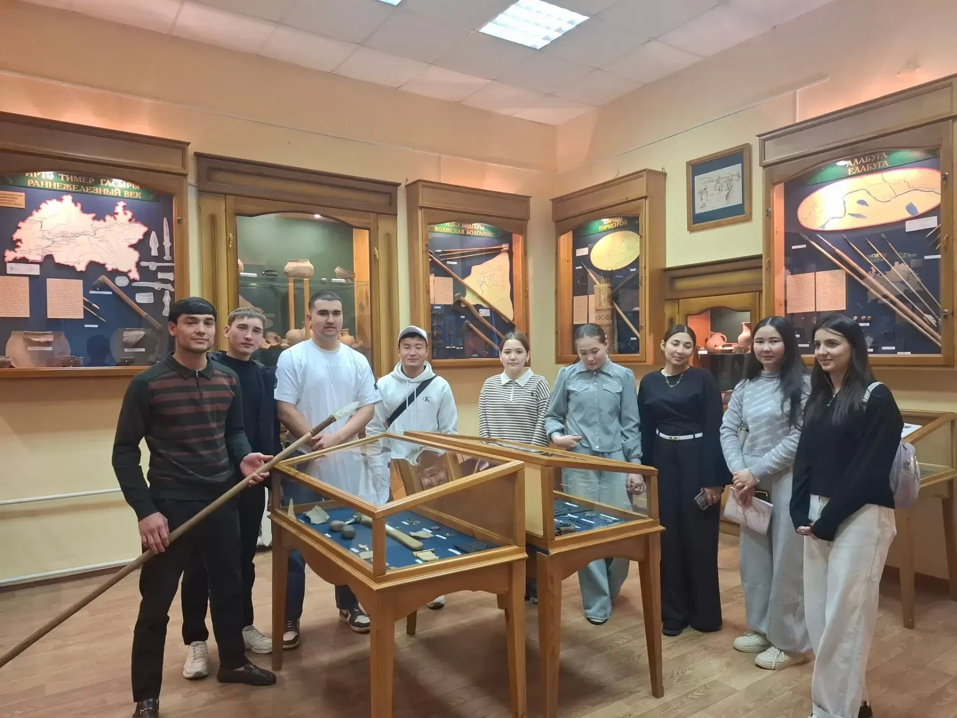 Первокурсники открывают историю родного вуза! 🏛️