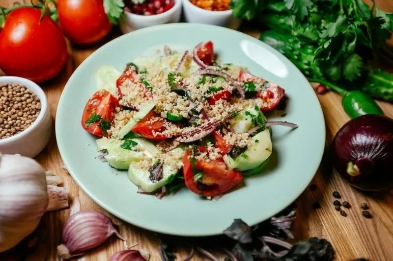 Овощной салат с орехами 🥗