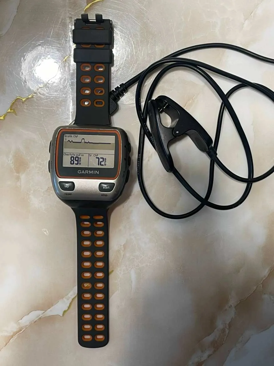 Garmin Forerunner 310XT в полном рабочем комплекте.
